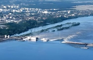 Разрушенная Каховская ГЭС. Фото: "Укргидроэнерго" Подрыв Каховской ГЭС. На оккупированной части Херсонской области зафиксировали вспышки гепатита А