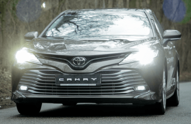 Эмоциональная рациональность: за что покупатели выбирают бизнес-седан Toyota Camry?