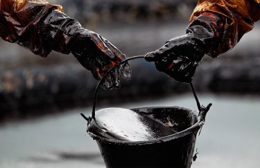 Россия планирует установить минимальную цену на нефть в ответ на ограничение G7