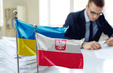 Біженці з України мають платити податки з українських доходів: Мінфін Польщі змінив позицію