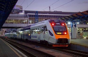 "Укрзалізниця" запускає новий маршрут до Варшави