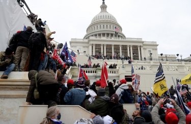 Штурм Капитолия 6 января. Фото: Getty Images