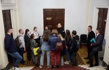 Журналісти будуть допущені до Верховної Ради: підписано відповідне розпорядження