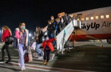 Украинцы возвращаются из Италии. Фото: dumskaya.net