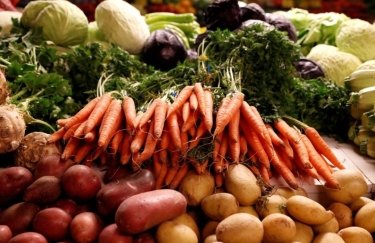 В Україні дешевшають ранні картопля та капуста