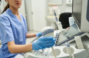Професія ембріолога опинилася у переліку найрідкісніших в Україні. Фото: Freepik Ембріолог