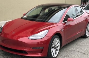 Tesla в феврале начнет поставки Model 3 в Европу