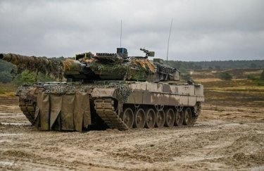 Союзники передадут Украине меньше танков Leopard, чем обещали – Bloomberg
