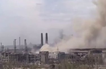 Российские военные прорвались на завод "Азовсталь"