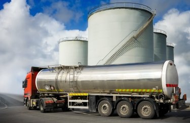 Імпорт та міні-НПЗ наповнили ринок паливом, але АЗС невигідно торгувати через держрегулювання