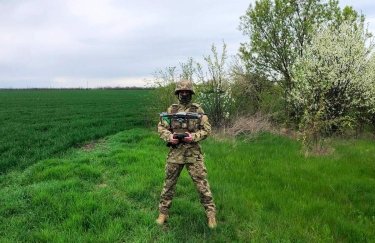 Дрони, зв'язок та аптечки: "Фундації Течія" передала нову партію допомоги українським захисникам