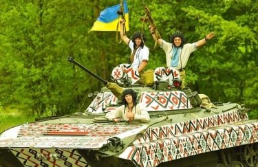 Україна святкує день вишиванки (ФОТО)