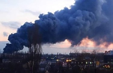 В Луцке взорвали телебашню, в трех областях на военных складах пожары, — ГСЧС