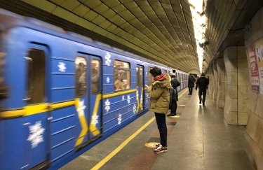 Работа метро в новогоднюю ночь, транспорт в Киеве