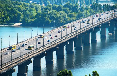 Міст Патона в Києві. Фото: uadepositphotos.com Міст Патона в Києві. Фото: uadepositphotos.com