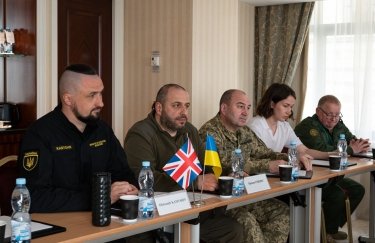 Украина и Великобритания подписали новое соглашение о сотрудничестве в сфере оборонных материалов