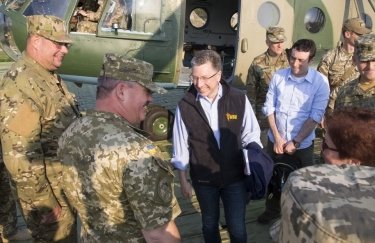 США готовы увеличить поставки оружия Украине — Волкер