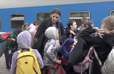 Дети, поезд, Беларусь