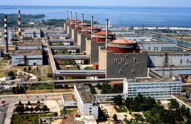 Запорожская АЭС снова работает на дизель-генераторах: россияне повредили подстанцию "Днепровская"