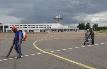 Черкасский аэропорт начал подготовку к сертификации аэродрома (ФОТО)