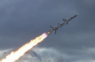 Оккупанты нанесли ракетный удар по Одесской области и бомбили остров Змеиный