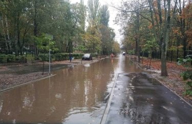 Кличко ігнорує проблему зливовиків, через що Київ затоплює під час кожного дощу — блогер