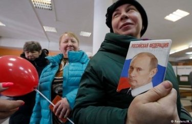 По данным ЦИК России, явка избирателей на выборах президента составила 67%