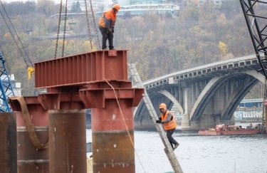 противоаварийные работы на мосту Метро