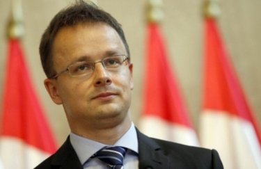 Сийярто заявил, что Венгрия продолжит блокировать комиссию Украина-НАТО