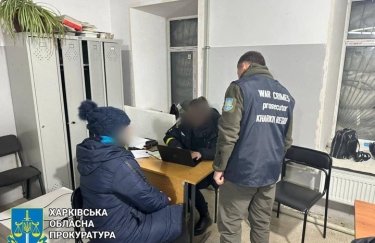 На Харьковщине задержали приспешницу оккупантов, организовывавшую ремонт водопровода и раздачу жителям денег