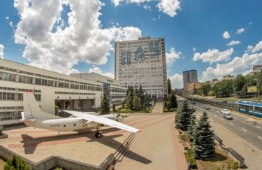 ГИАГ отменила разрешение на строительство жилых комплексов на территории НАУ в Киеве