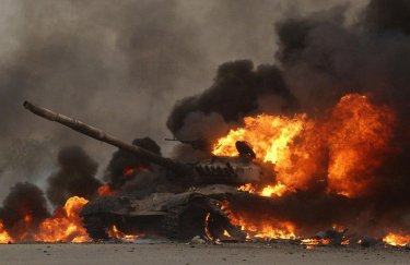 Українські військові знешкодили близько 20 танків російських загарбників: ЗСУ