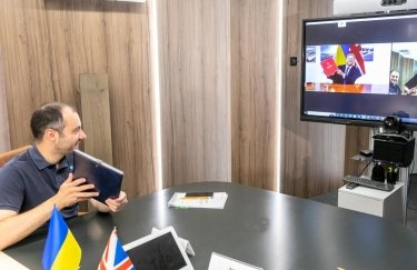 Фото: Мининфраструктуры Великобритания предоставит Украине экспертную помощь в восстановлении разрушенной войной инфраструктуры
