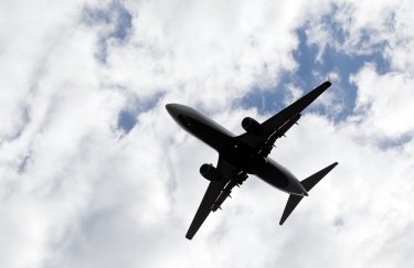 Госавиаслужба позволила двум украинским авиакомпаниям чаще летать в Чехию и Испанию