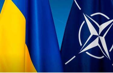 42% украинцев считают приемлемым отказ от НАТО в обмен на гарантии безопасности - опрос
