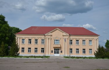 Зеленский образовал военные администрации еще в пяти общинах Харьковщины