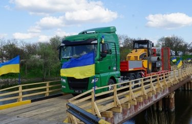 В Херсонской и Николаевской областях восстановили еще три моста, пострадавших от войны (ФОТО)