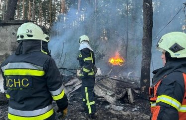 Киевщина: спасатели ликвидировали последствия вражеских обстрелов