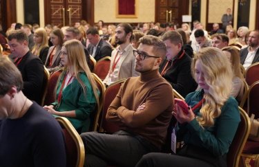 "Клиенты ожидают, что бизнес будет восстанавливать Украину": о чем рассказали спикеры Business Wisdom Summit