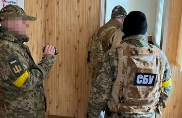 СБУ задержала автоперевозчика, предоставившего автобусы для перевозки оккупантов из Крыма в Херсон