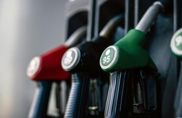 В июне цены на топливо вырастут в ожидании уборочной и повышении налогов