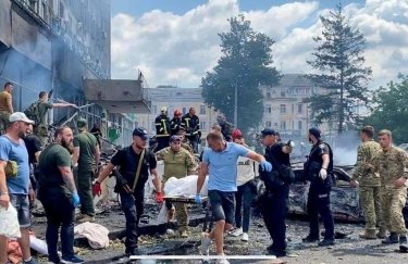 РФ завдала ракетного удару по Вінниці: 20 людей загинули, 90 постраждалих звернулися за допомогою (ОНОВЛЕНО)