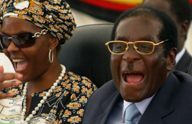 Президента Зимбабве отстранили от должности главы правящей партии