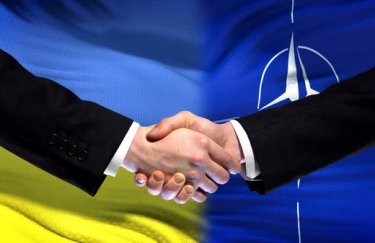 Фото: ua.depositphotos.com Вступление в НАТО или гарантии безопасности: что выбирают украинцы