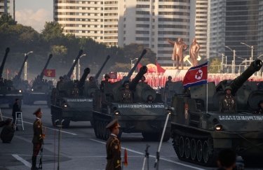 Північна Корея передає РФ зброю. Фото: Сінхуа