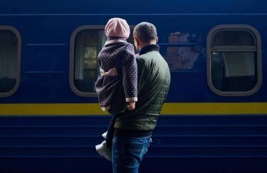 УЗ, укрзалізниця, обстріл, платформа, дитина поїзд
