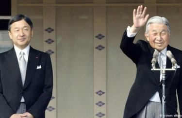Император Японии отречется от престола в апреле 2019 г.
