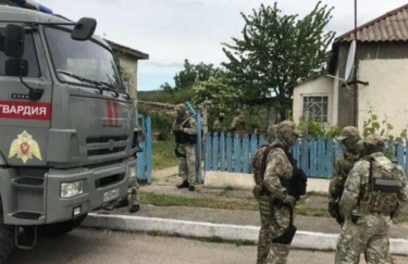 Росгвардия усиливает давление на местное население луганская область