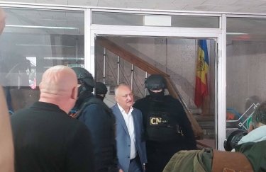 Суд відправив експрезидента Молдови Додона під домашній арешт