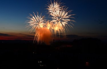 фейерверки, салюты, петарды